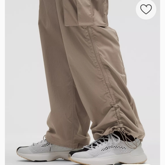 Lululemon Dance Studio Relaxed Fit Mid-Rise Cargo Pants TAUPETASTIC Sz XL - Picture 4 of 13